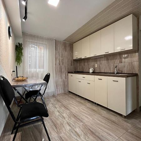 Отель House On Ganja Street Кутаиси Экстерьер фото