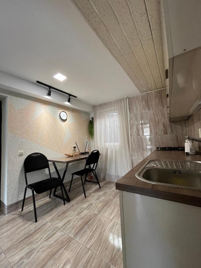 Отель House On Ganja Street Кутаиси Экстерьер фото